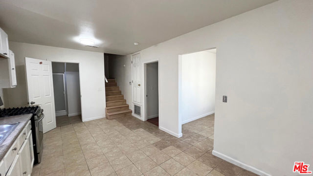 19040 Bassett Street, Reseda CA: https://media.crmls.org/mediaz/6b7cd9c4-2cc0-4383-b90d-18be270ec6be.jpg