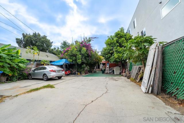 1839 20th St, Los Angeles, California 90007, 2 Bedrooms Bedrooms, ,1 BathroomBathrooms,Single Family Residence,For Sale,20th St,240023951SD