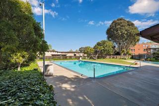 1576 Marina Court, San Mateo CA: https://media.crmls.org/mediaz/6b7f2ade-2c7a-498e-afbd-2555437e04f1.jpg