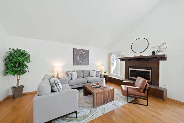 Detail Gallery Image 5 of 20 For 4205 Caminito Pintoresco, San Diego,  CA 92108 - 3 Beds | 2/1 Baths