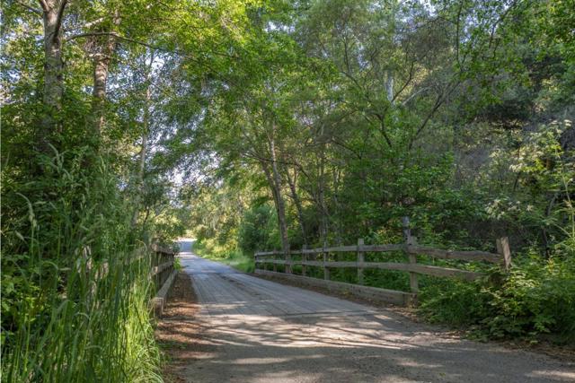 15 Potrero Trail (Lot 188), Carmel CA: https://media.crmls.org/mediaz/6b806b7d-6ee3-4346-bd6e-7891c9c308de.jpg