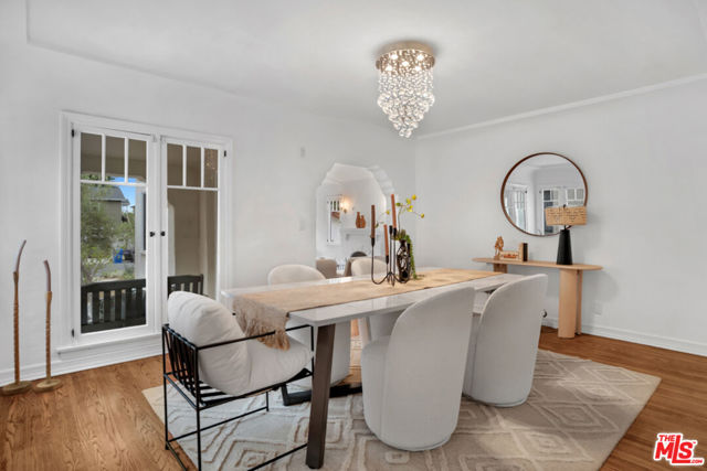 10615 Esther Avenue, Los Angeles CA: https://media.crmls.org/mediaz/6b8194f6-ba35-4f54-bde5-d8a2dde0a38c.jpg