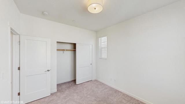 Image 19 of 25 For 34 Seasmoke Place