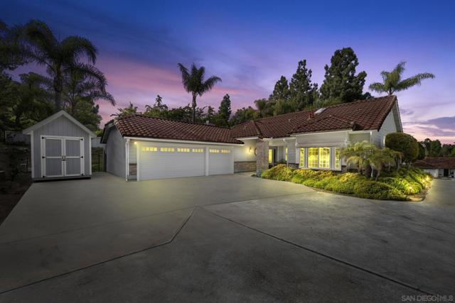 2241 Willowbrook St, Escondido CA: https://media.crmls.org/mediaz/6b8308b0-24e0-4540-af93-7fe5fab75dde.jpg
