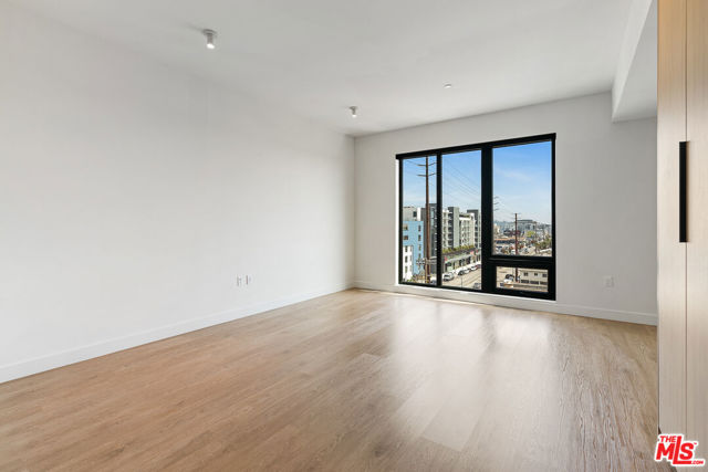 10700 Tabor Street, Los Angeles CA: https://media.crmls.org/mediaz/6b832aa0-dac1-48bf-bfa9-1dee304702a6.jpg