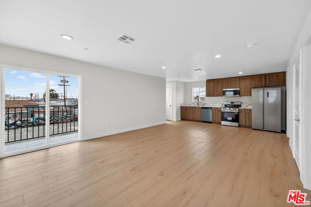 3436 Hunter Street #1/2