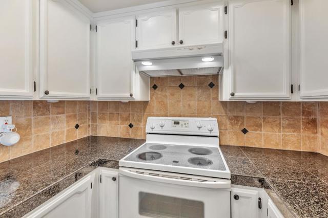15173 Yosemite Way, Morgan Hill CA: https://media.crmls.org/mediaz/6b836cf4-5b80-491e-8ac8-4216b4216b90.jpg