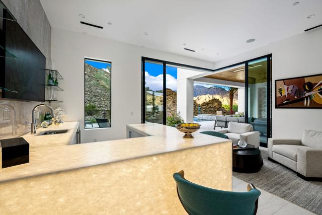 53985 Del Gato Drive, La Quinta CA: https://media.crmls.org/mediaz/6b83d48d-16dc-4e2f-b77f-1aa57fe12ddb.jpg