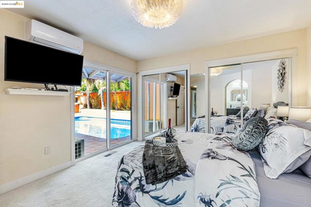 212 Matsqui Rd, Antioch CA: https://media.crmls.org/mediaz/6b84e847-d065-4bcf-aba7-b90517834933.jpg