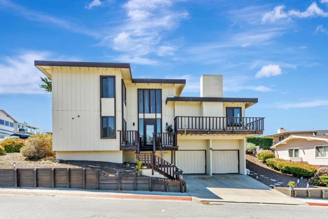 124 Surf Way, Monterey CA: https://media.crmls.org/mediaz/6b866d0c-6584-41b1-a280-6b4500bae0c5.jpg