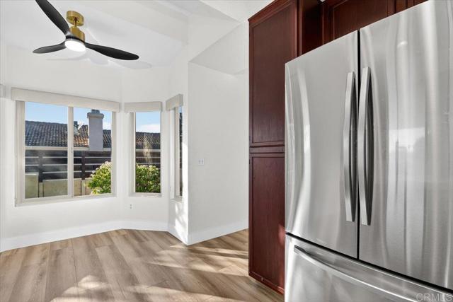 Detail Gallery Image 16 of 42 For 135 Neptune Pl, Escondido,  CA 92026 - 3 Beds | 2 Baths