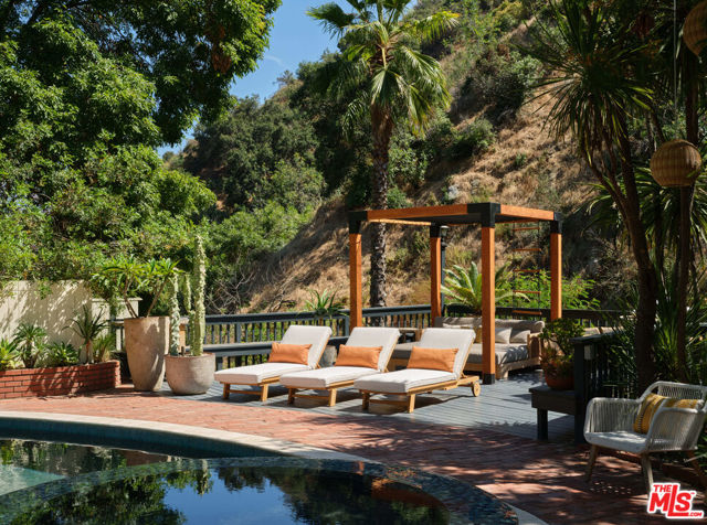 2015 Nichols Canyon Road, Los Angeles CA: https://media.crmls.org/mediaz/6b8799e2-52ec-417b-b76a-14451449fa84.jpg
