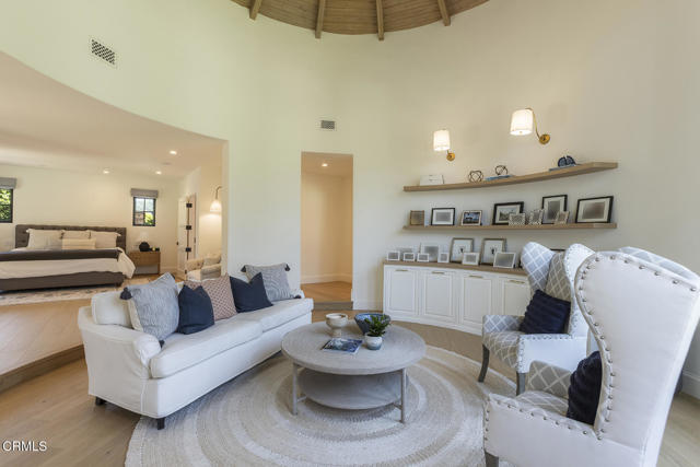 4435 Encinas Drive, La Canada Flintridge CA: https://media.crmls.org/mediaz/6b87d93c-a1ef-4b95-a66d-b4b1d4a65048.jpg
