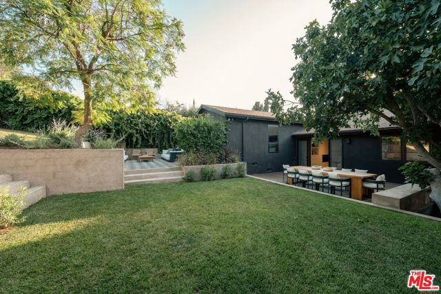 4790 Galendo Street, Woodland Hills CA: https://media.crmls.org/mediaz/6b88b54c-c6bc-41ec-b2a8-09a292399586.jpg