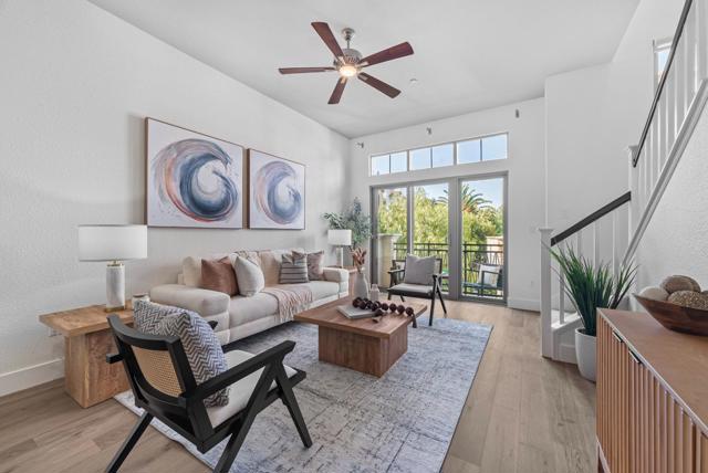 329 Cherokee Loop, Mountain View CA: https://media.crmls.org/mediaz/6b895a94-1930-4f08-be25-e377d89b5238.jpg