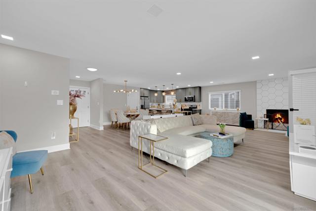 3716 Duffy Way, Bonita CA: https://media.crmls.org/mediaz/6b89b8be-89a5-47be-b6d5-0e0cce9265fb.jpg