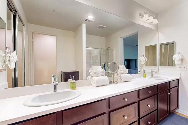 82747 Chaplin Court, Indio CA: https://media.crmls.org/mediaz/6b8a2bbb-71ae-46c5-b4f9-931600fee073.jpg