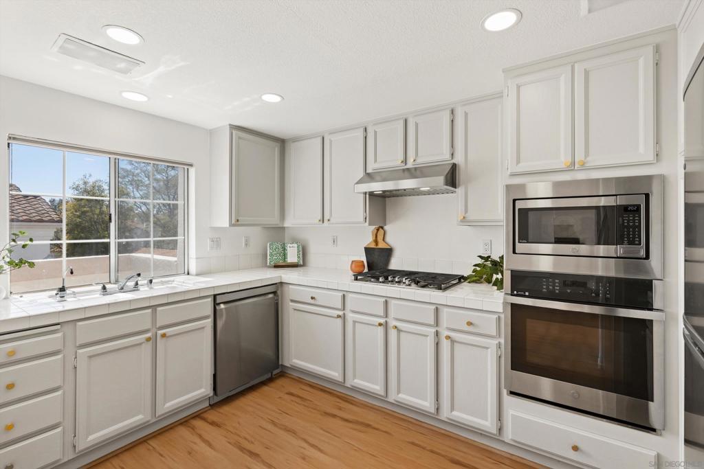 1874 Matin Cir - photo 10