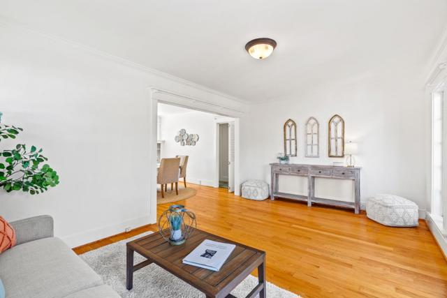 1719 Bay Street, Santa Cruz CA: https://media.crmls.org/mediaz/6b8aa5b7-4965-4e7c-87c3-7e04d7326832.jpg