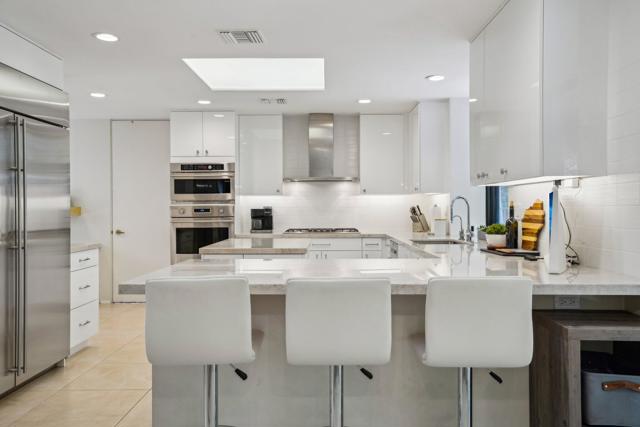 23 Park Lane, Rancho Mirage CA: https://media.crmls.org/mediaz/6b8bdcde-6f0d-4f22-94ca-5adf142841f7.jpg