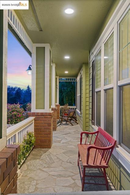 1164 Lexington Way, Livermore CA: https://media.crmls.org/mediaz/6b8c524d-0893-4eb2-b020-d3d5067c9d30.jpg