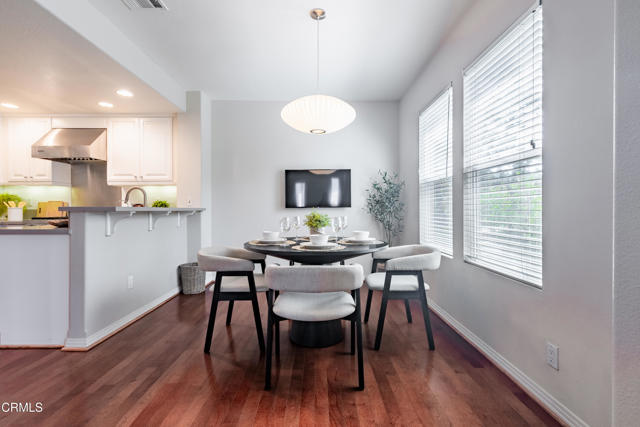 2461 Wagner Street, Pasadena CA: https://media.crmls.org/mediaz/6b8c89cd-f21c-4ba3-be1b-5ca1264c2f6b.jpg