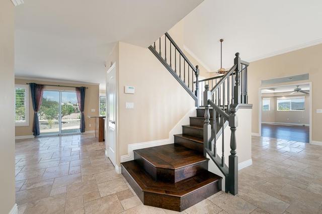 7820 Roan Rd, San Diego CA: https://media.crmls.org/mediaz/6b8e255e-4a48-407f-ad1b-254031d6f56e.jpg