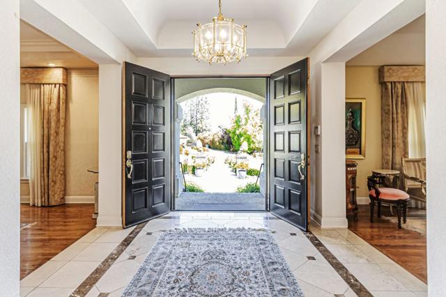 12308 Crayside Lane, Saratoga CA: https://media.crmls.org/mediaz/6b8e9ffc-280b-426d-a982-5e5440dd80b7.jpg