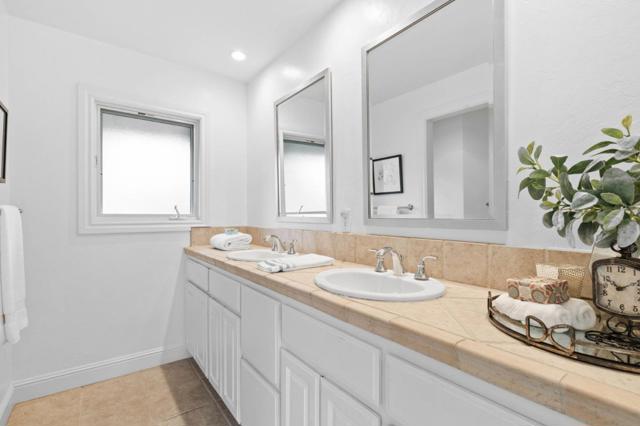 20290 Argonaut Drive, Saratoga CA: https://media.crmls.org/mediaz/6b8ef194-87dd-4b0c-8f28-b82b38a09ff9.jpg