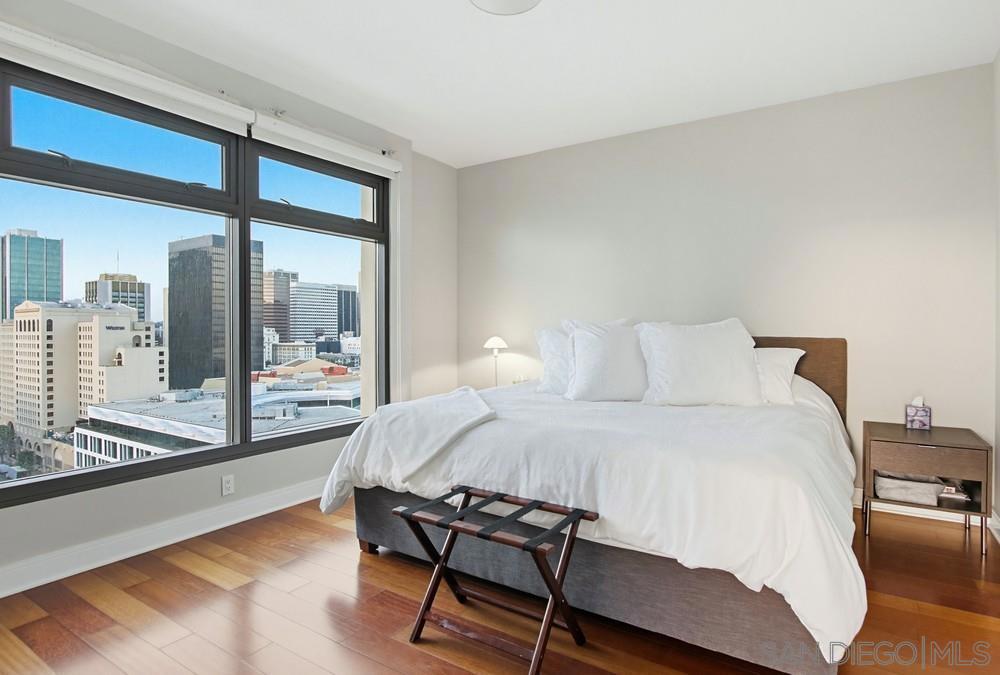 645 Front Street - photo 11