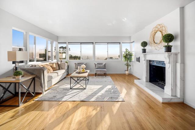 2735 Del Monte Avenue, El Cerrito CA: https://media.crmls.org/mediaz/6b902e4e-e540-4dab-abd1-b0e83e01beb8.jpg
