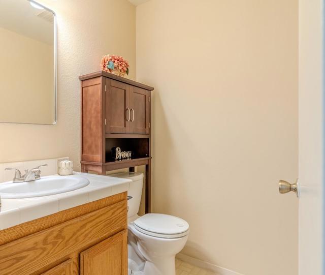 945 Fassler Avenue, Pacifica CA: https://media.crmls.org/mediaz/6b91d073-fb93-436b-9a81-5c88f35e794c.jpg