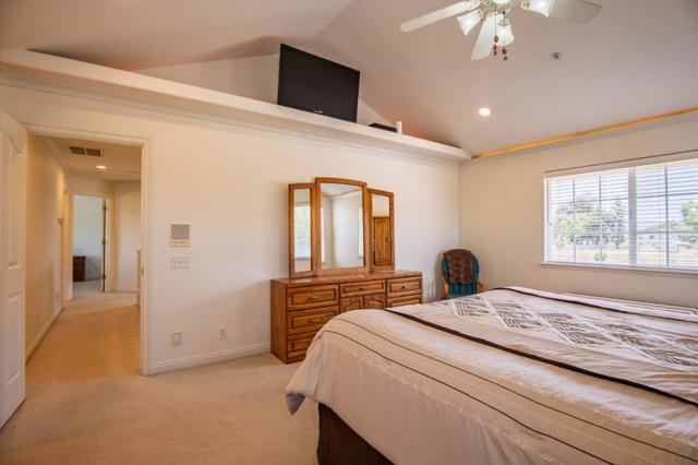 19715 Hale Avenue, Morgan Hill CA: https://media.crmls.org/mediaz/6b923f79-4ccc-4914-a31d-96c32744dbd5.jpg