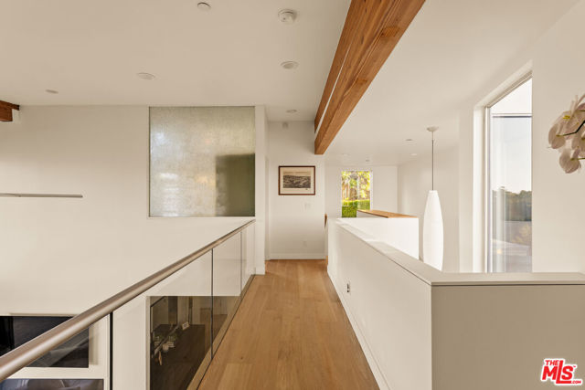 3631 Sunswept Drive photo 7