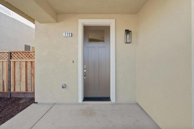 772 Livingston Avenue, King City CA: https://media.crmls.org/mediaz/6b93afef-481e-45a8-bed1-09e93cec9a92.jpg