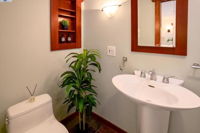 351 El Toyonal, Orinda CA: https://media.crmls.org/mediaz/6b93e40a-4e89-4d2f-af94-46617c2cc9ea.jpg