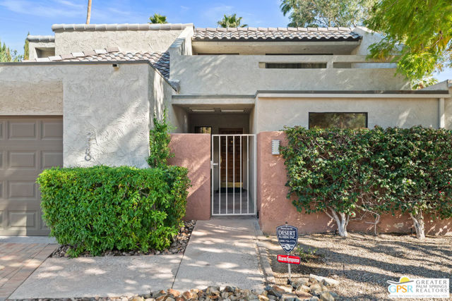 Image 4 of 66 For 2580 La Condesa Drive