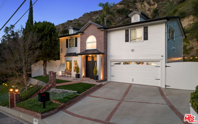 3610 Stone Canyon Avenue photo 1