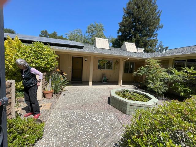 843 Sonoma Terrace, Stanford CA: https://media.crmls.org/mediaz/6b970d3c-cbd2-4f8f-8001-fe60a4cafdf9.jpg