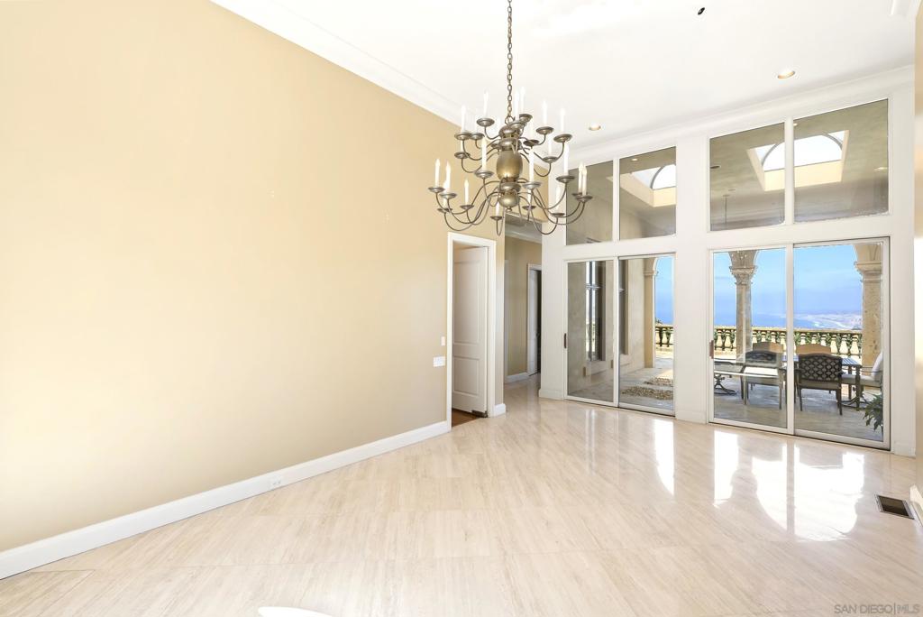 2302 Rue Adriane - photo 13