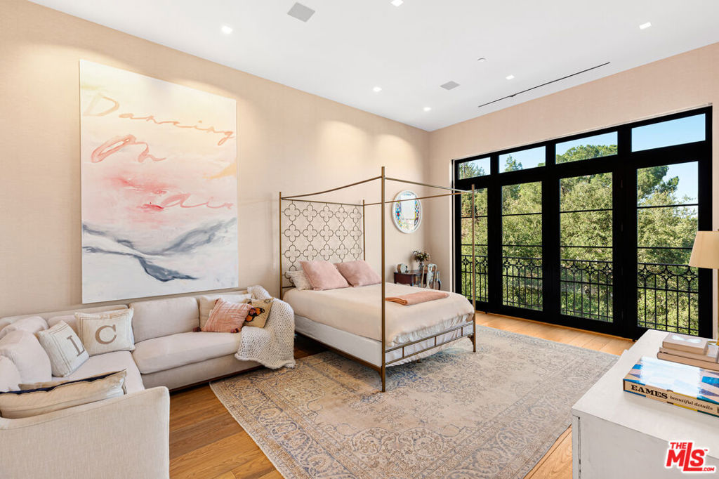 3160 Coldwater Canyon AvenueStudio City img 42