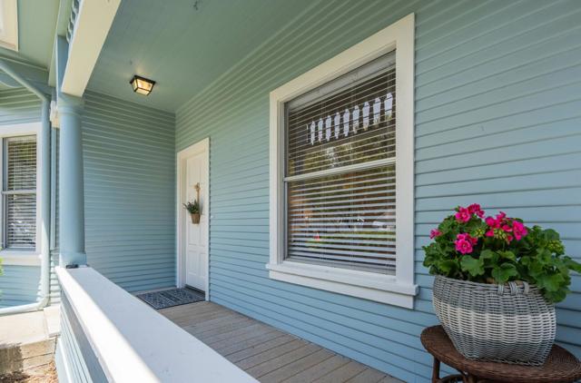 570572 Belden Street, Monterey CA: https://media.crmls.org/mediaz/6b993e1d-e9c2-4412-979f-011e005e0334.jpg