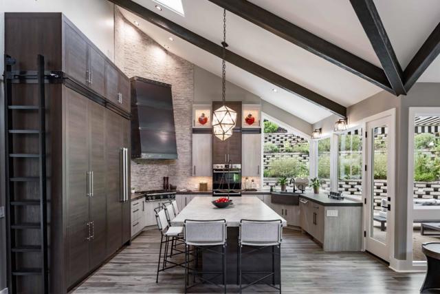 5 Oak Forest Court, Portola Valley CA: https://media.crmls.org/mediaz/6b9a6c6b-b3b0-49f3-b17f-1b20c6a1768a.jpg