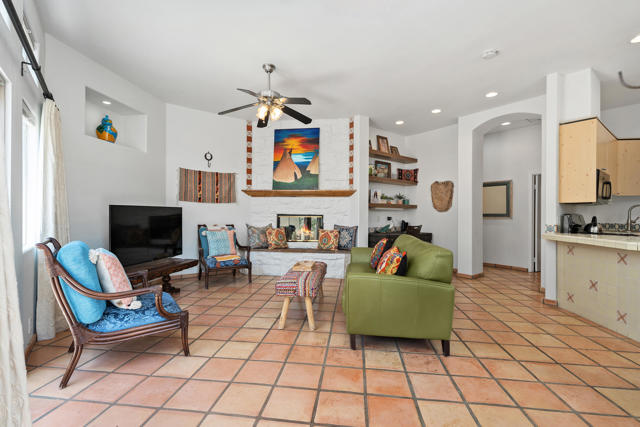 Image 7 of 35 For 51905 Avenida Obregon