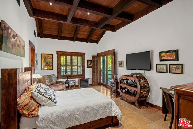 Drew Fenton | 12486 Yerba Buena Road Malibu CA | MLS: 7446370 Drew Fenton | 12486 Yerba Buena Road Malibu CA | MLS: 7446370