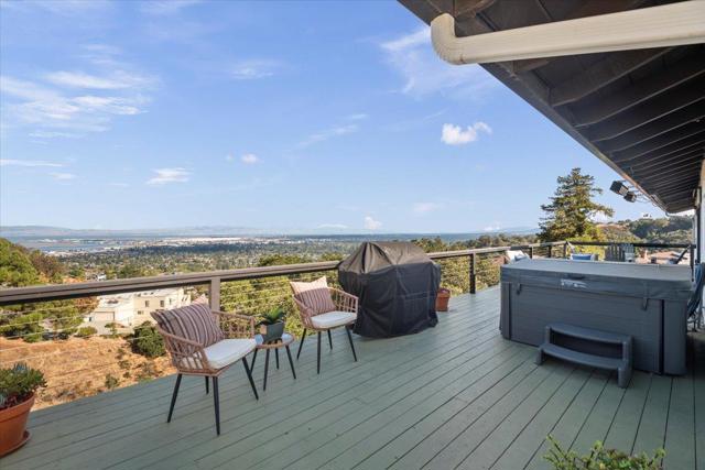 865 Somerset Court, San Carlos CA: https://media.crmls.org/mediaz/6b9c058c-3e87-445f-bd67-bbda229e3144.jpg