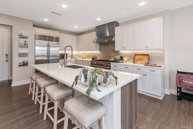 Detail Gallery Image 3 of 30 For 800 Grand Ave #105,  Carlsbad,  CA 92008 - 2 Beds | 2 Baths