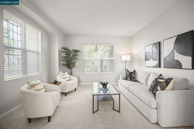 2371 Magnolia Bridge Dr, San Ramon CA: https://media.crmls.org/mediaz/6b9d03c6-b802-4b4c-ae5d-9744acc4991c.jpg