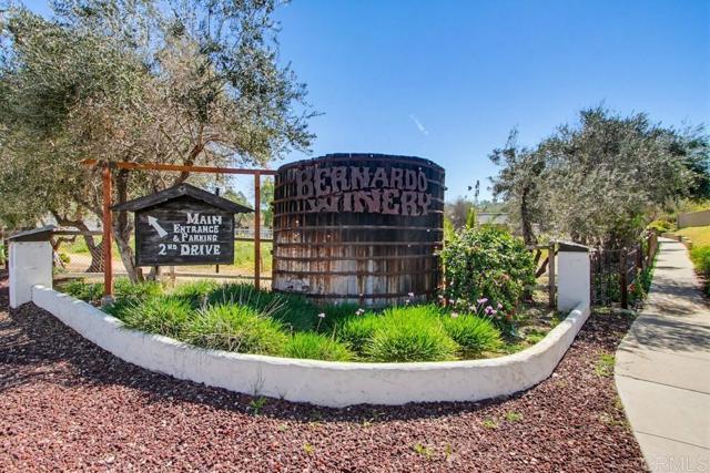 Detail Gallery Image 46 of 46 For 17347 Plaza Maria, San Diego,  CA 92128 - 2 Beds | 2 Baths