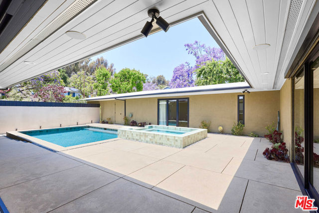 310 Beloit Avenue, Los Angeles CA: https://media.crmls.org/mediaz/6b9d8884-1fd5-4183-a55f-3658c78d3ab0.jpg